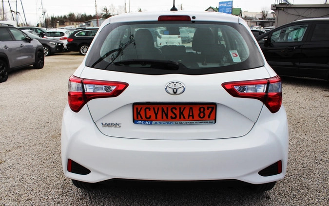 Toyota Yaris cena 57900 przebieg: 61000, rok produkcji 2020 z Margonin małe 436